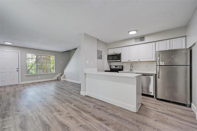 Primary Photo - 1200 Banister Ln