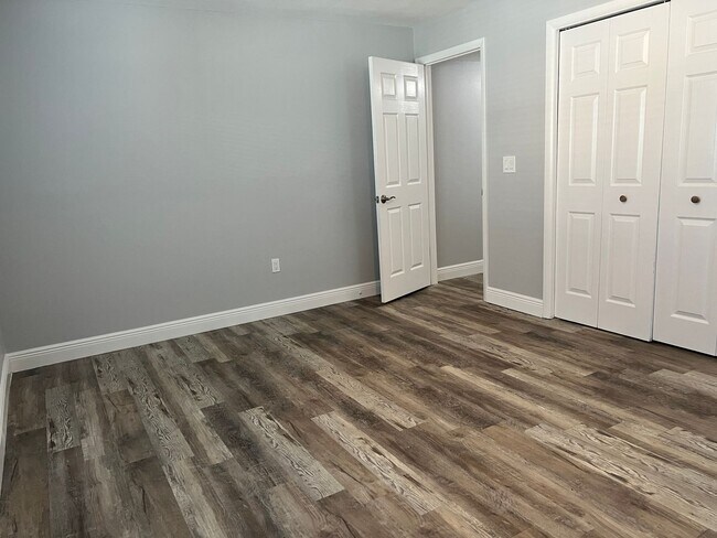 Building Photo - 4042 Audubon Dr