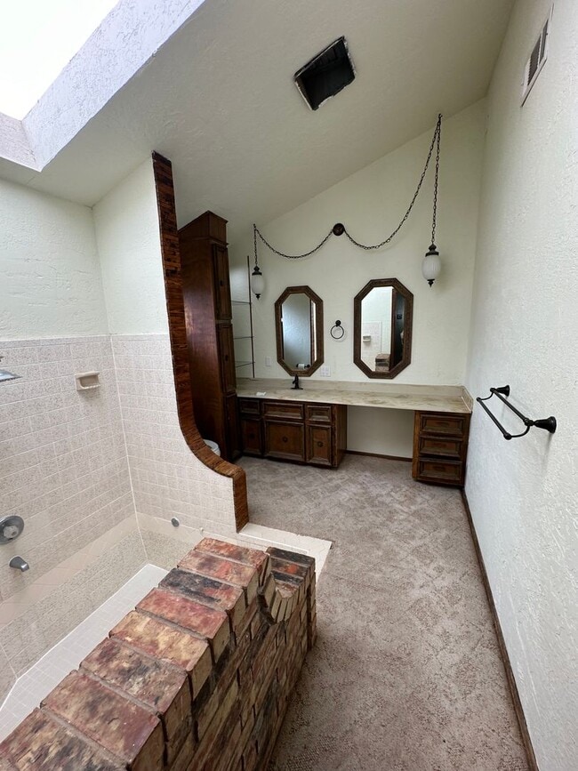 Building Photo - A Large 2 Bed with Sauna and walk in Jacuzzi! Large Rec Room!