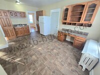 Building Photo - 821 48th St