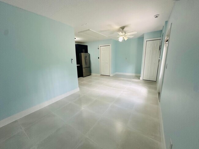 Building Photo - 17647 81st Ln N