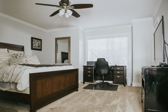 Building Photo - 3 Bed 2.5 Bath in Orem