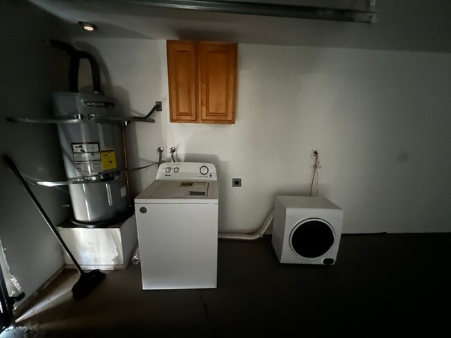 Building Photo - Updated 2 Bedroom Home with Finished 2-Car Garage – Easy Highway Access | 29 Palms (Wonder Valley)