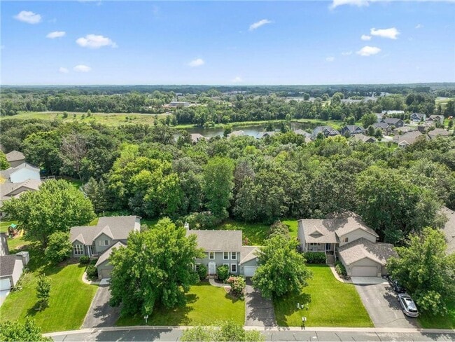 Building Photo - Spacious Like-New 2-Story with Office, Fireplace, Sunroom, Gourmet Kitchen & More!