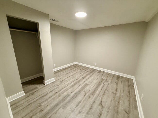 Building Photo - 3851 Dailey Rd