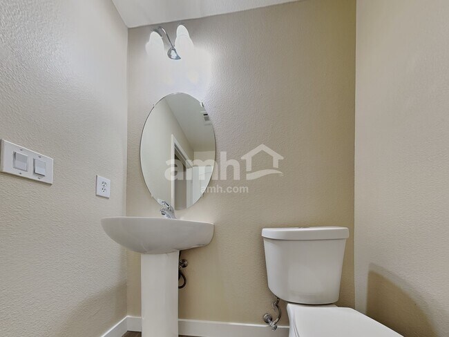 Building Photo - 3128 Manti Peak Ave