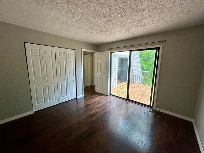 Building Photo - Fully Remodeled 2-Bedroom, 1.5-Bathroom Unit for Lease in Port Orange