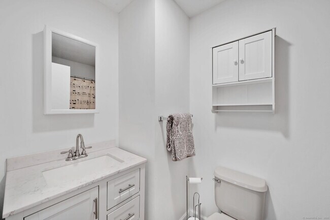 Building Photo - 1 Abbott Rd