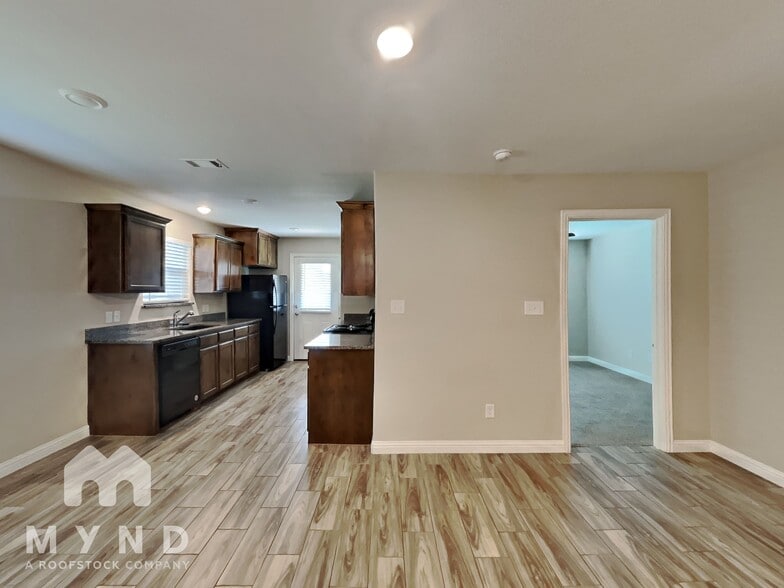 Building Photo - 706 Rolling Terrace Cir