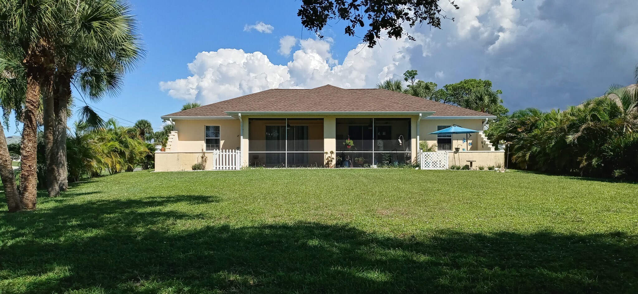 Building Photo - 289 Rotonda Blvd W