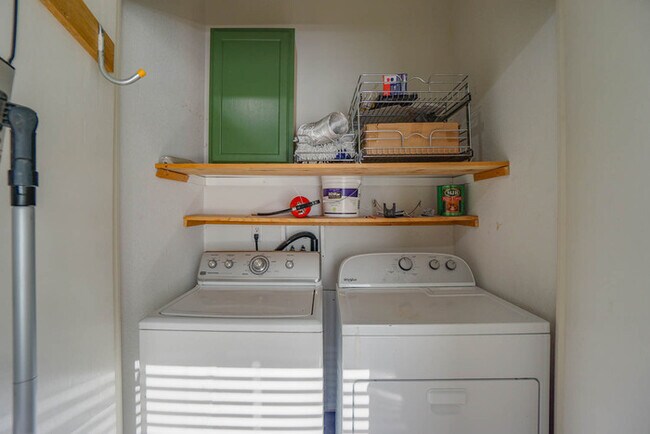 Building Photo - TWO BEDROOM MANUFACTURED HOME IN EAST COUNTY