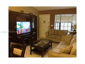 Building Photo - 11449 NW 89th Ct