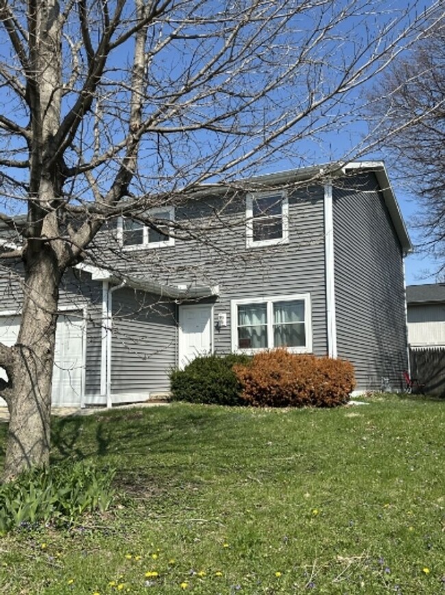 Primary Photo - 2520 Leeper Dr