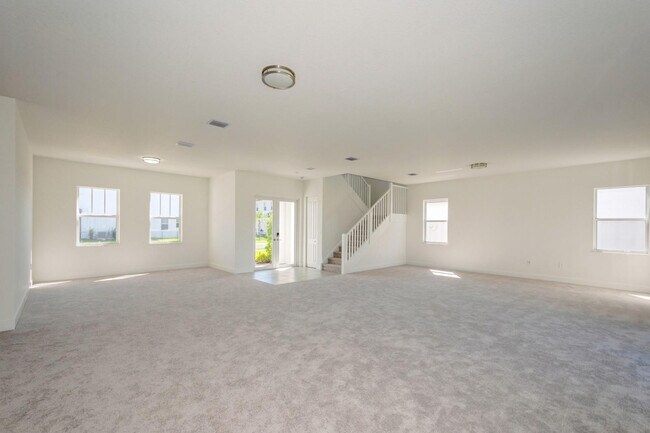 Building Photo - 4385 SW 123rd Ln