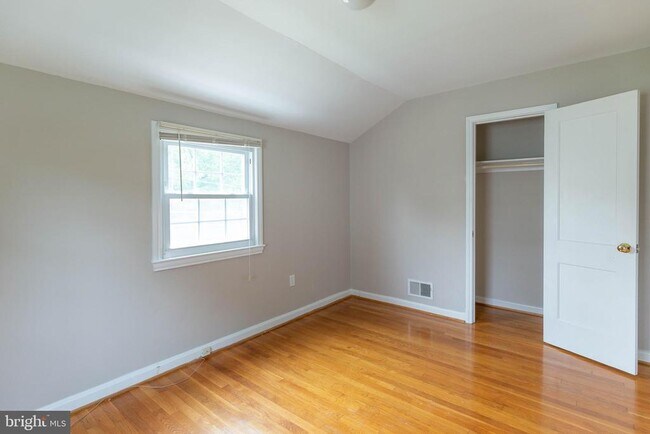 Building Photo - 5513 5th St S