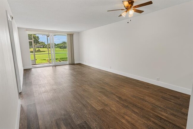 Building Photo - 2691 S Course Dr