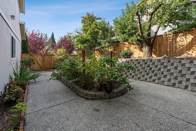 Building Photo - 207 79th Pl SW