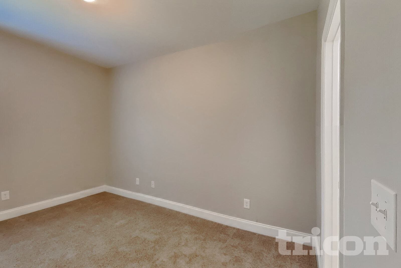 Building Photo - 1306 Crescent Ridge Drive