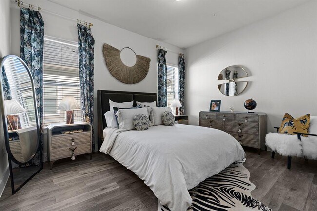 Building Photo - 476 Suffield Dr