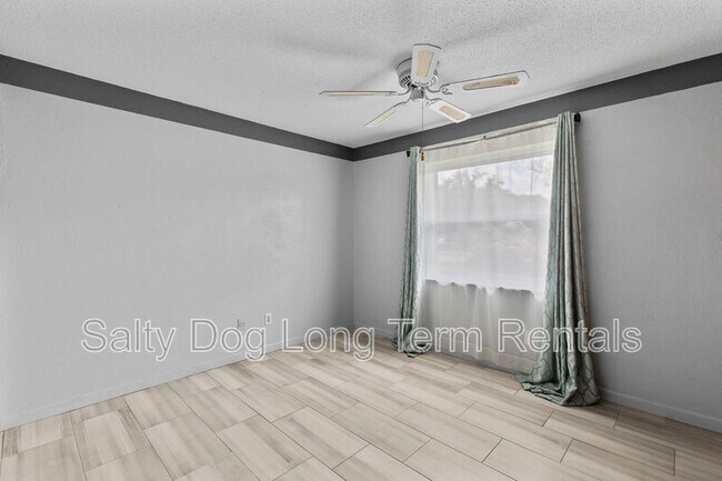 Building Photo - 800 Black Duck Dr