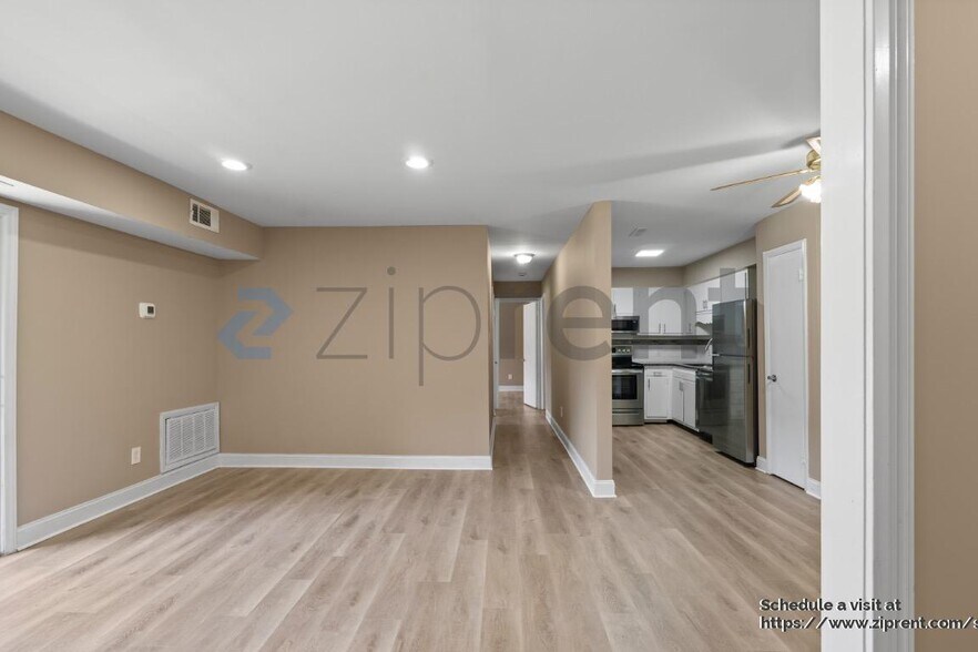 Building Photo - 1022 Sandlin Pl