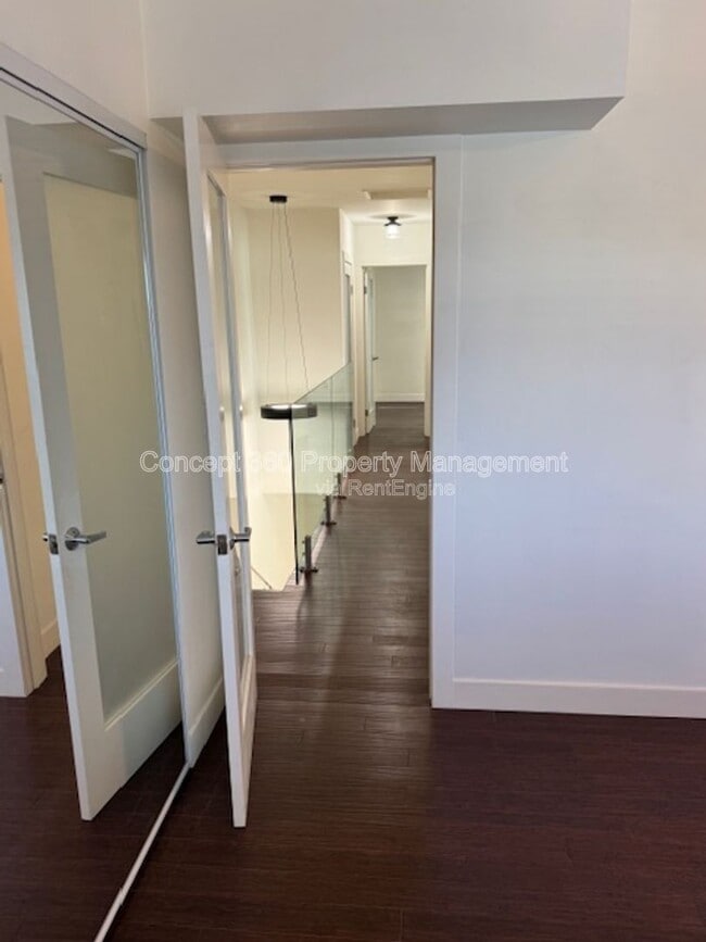 Building Photo - 13646 Verdura Ave