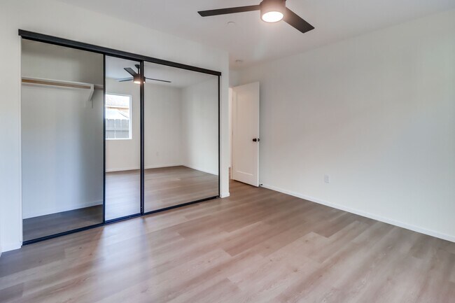 Building Photo - 3042-3044 J St