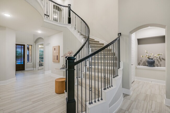 Building Photo - 2610 Sunset Vista Cir