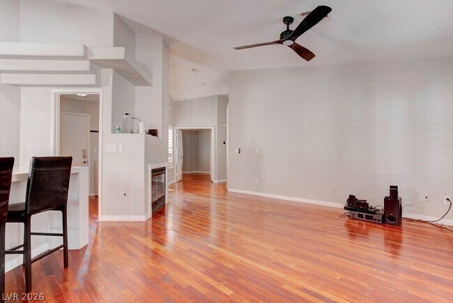 Building Photo - 5729 Janell Dr