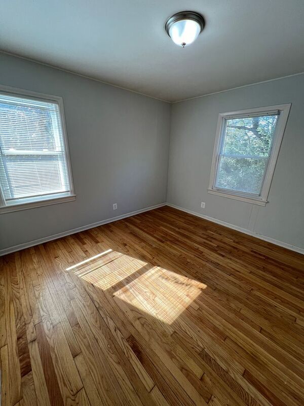 Building Photo - 6008 S Benton Ave