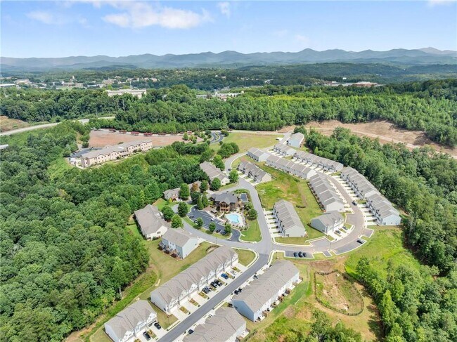 Building Photo - 300 Stoneybrook Dr