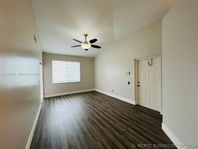 Building Photo - 6944 SW 39th St
