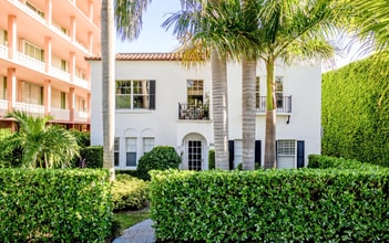 Building Photo - 445 Brazilian Ave