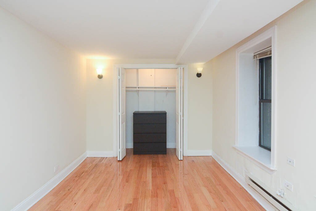 Building Photo - 1314 N Dearborn St