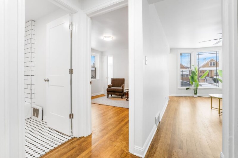 Building Photo - 6136 S Kildare Ave