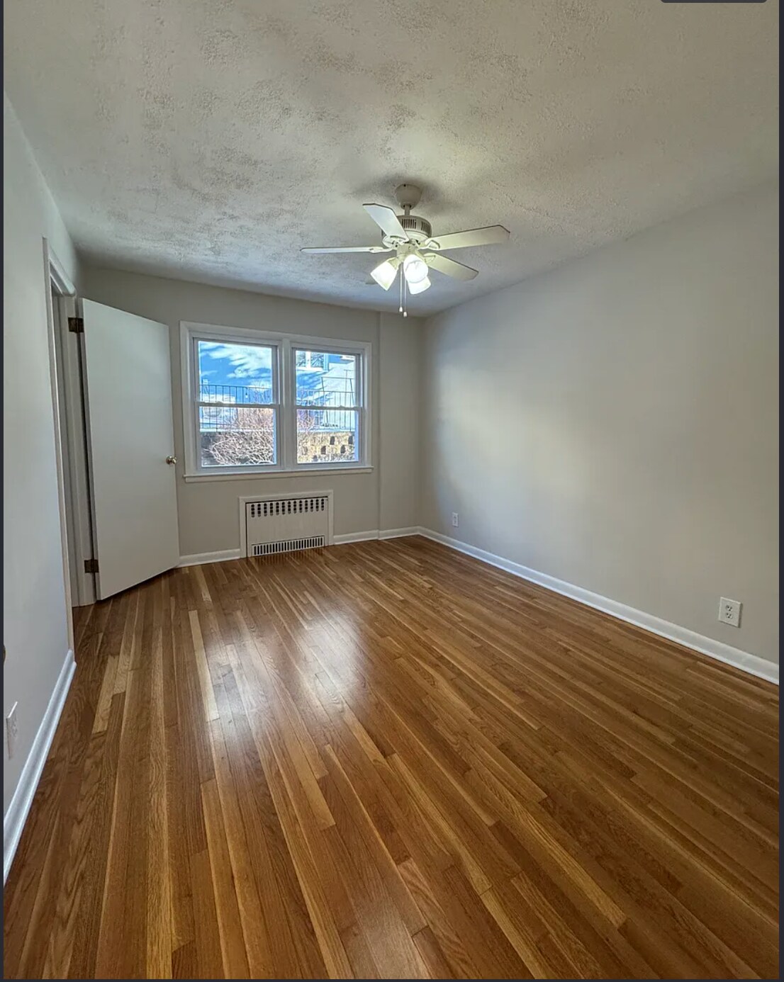 Building Photo - 639 Oakdene Ave