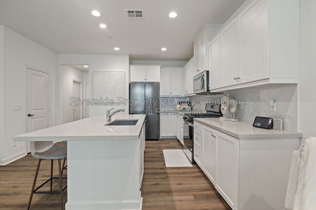 Building Photo - 3530 E Delight Paseo
