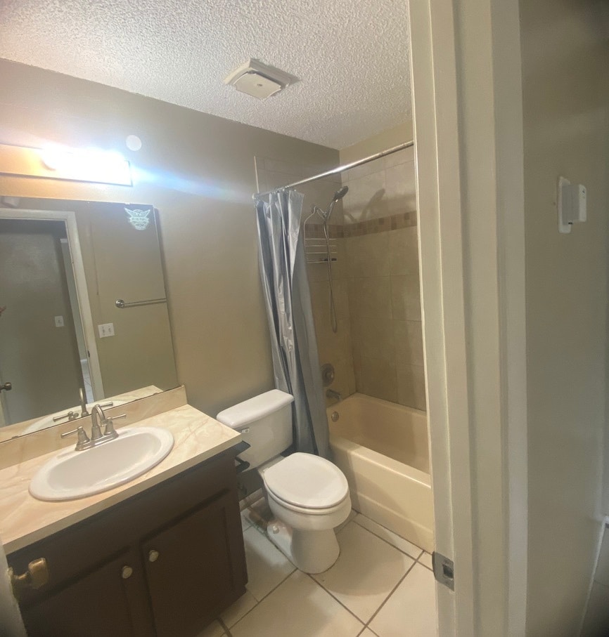 Building Photo - 932 Beau Ct