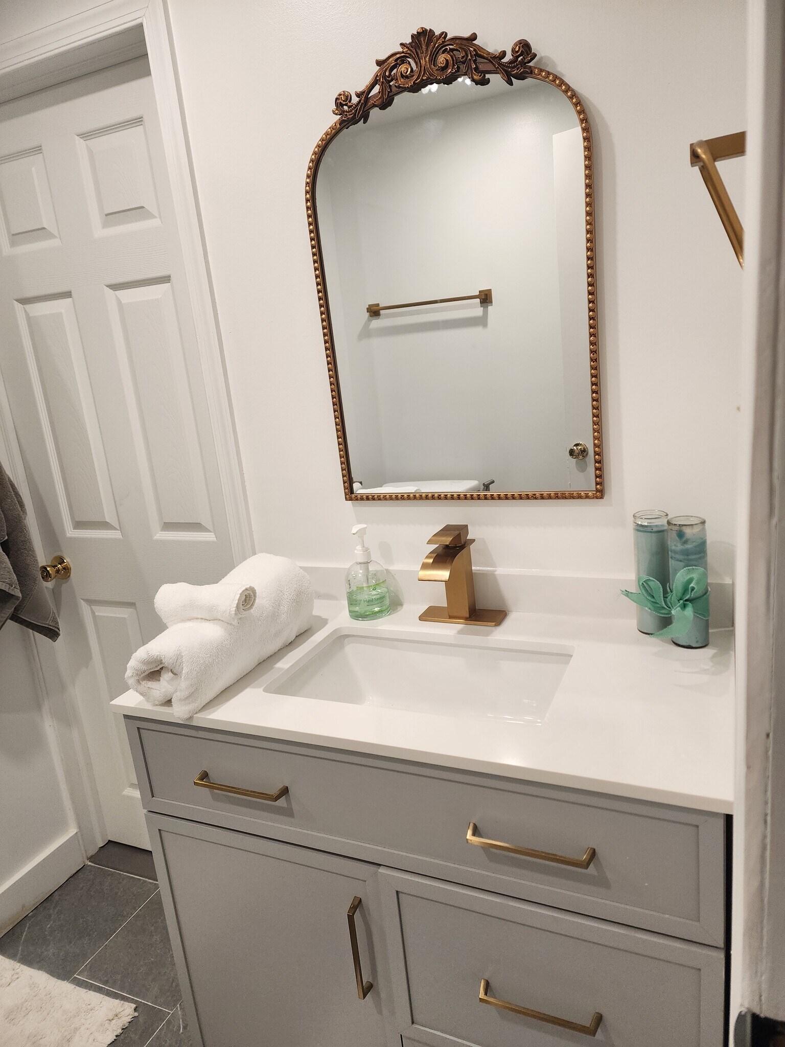 Building Photo - 18009 Ednor View Ter