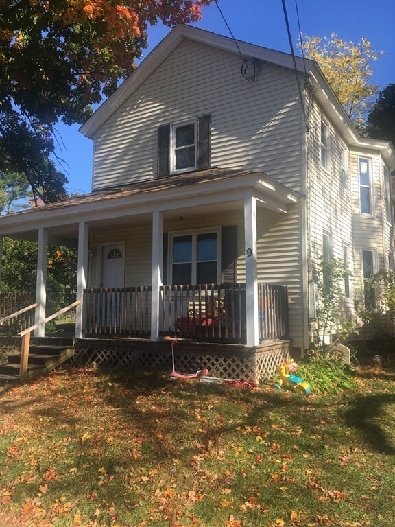 Building Photo - 9 Sanderson Pl