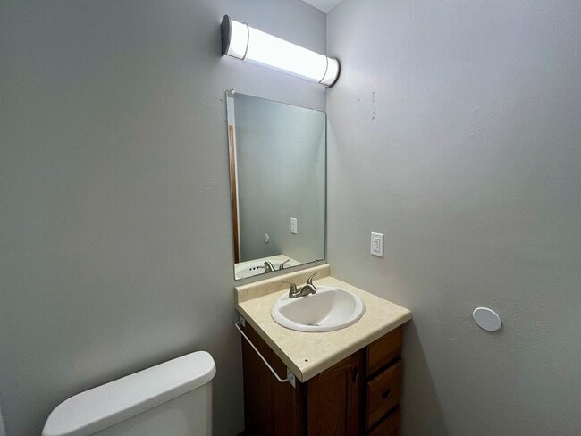 Building Photo - 1724-1726 Lenard St