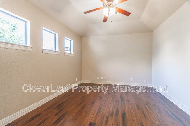 Building Photo - 1231 Via Belcanto