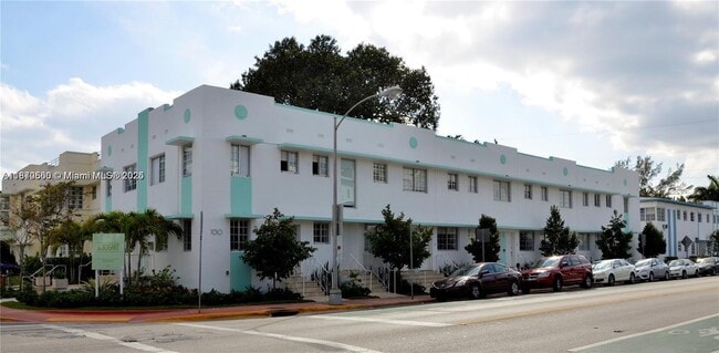 Building Photo - 700 16th St