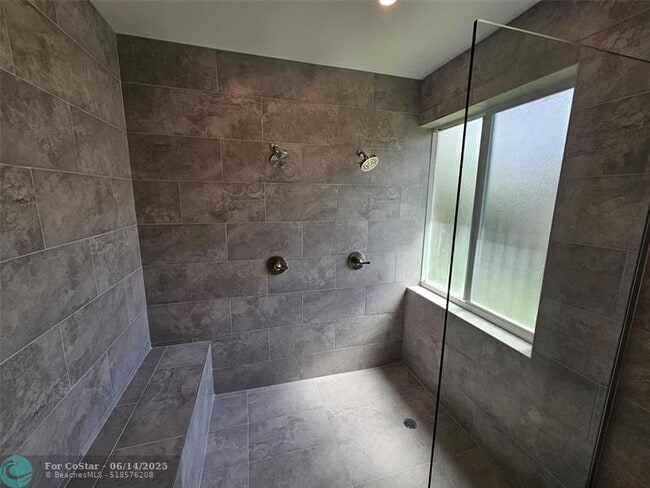 Building Photo - 11327 Little Bear Dr