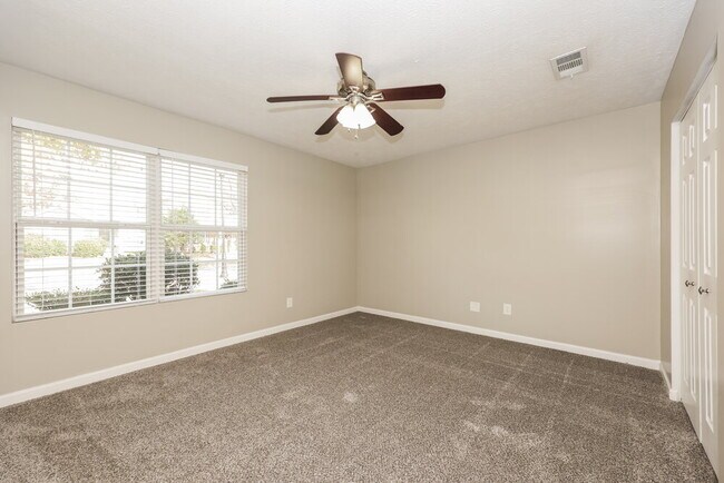 Building Photo - 3671 Blaze Dr