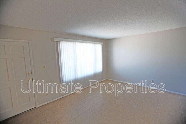 Building Photo - 3832 W Acapulco Ln