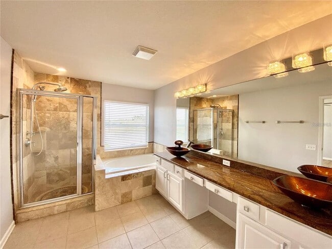 Building Photo - 30407 Princess Bay Dr