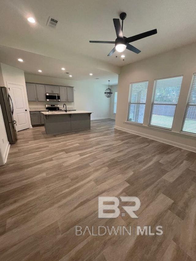 Building Photo - 6938 Summerset Dr