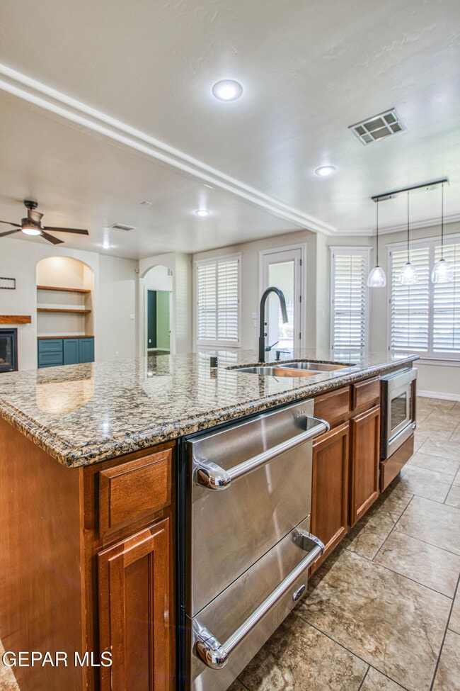 Building Photo - 13401 Emerald Pond Dr