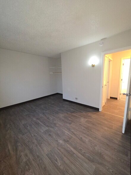 Building Photo - 434 NW 15th St